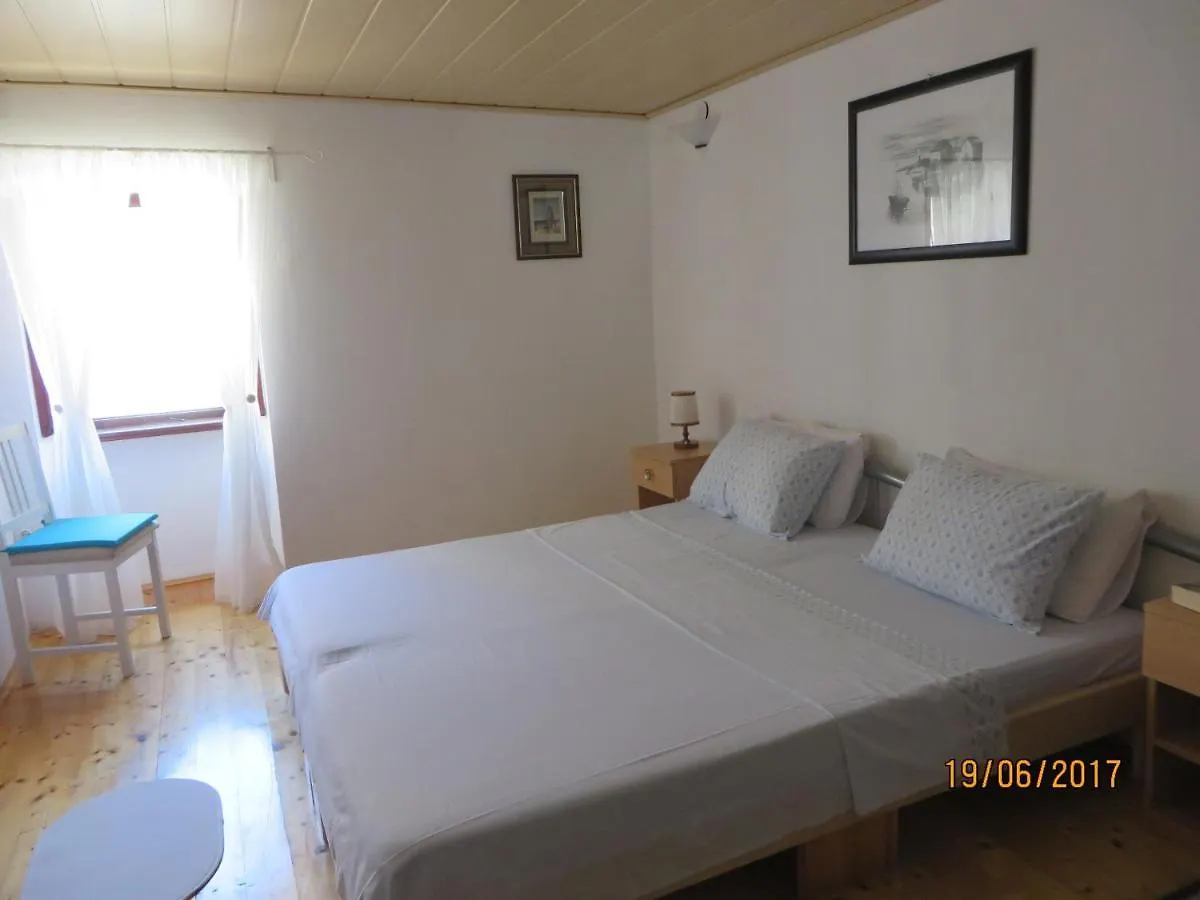 Secluded House With A Parking Space Beli, Cres - 13893 Сasa de vacaciones