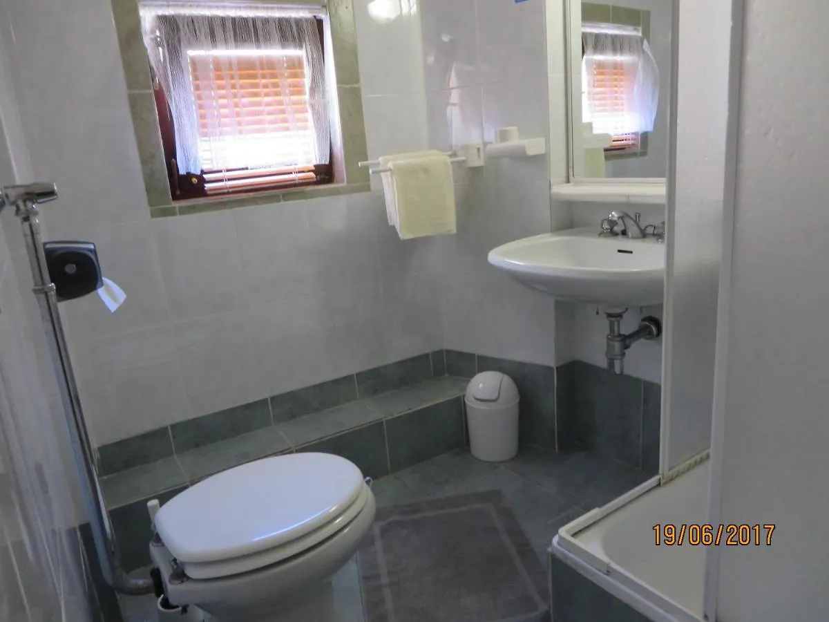 Secluded House With A Parking Space Beli, Cres - 13893 Сasa de vacaciones Beli