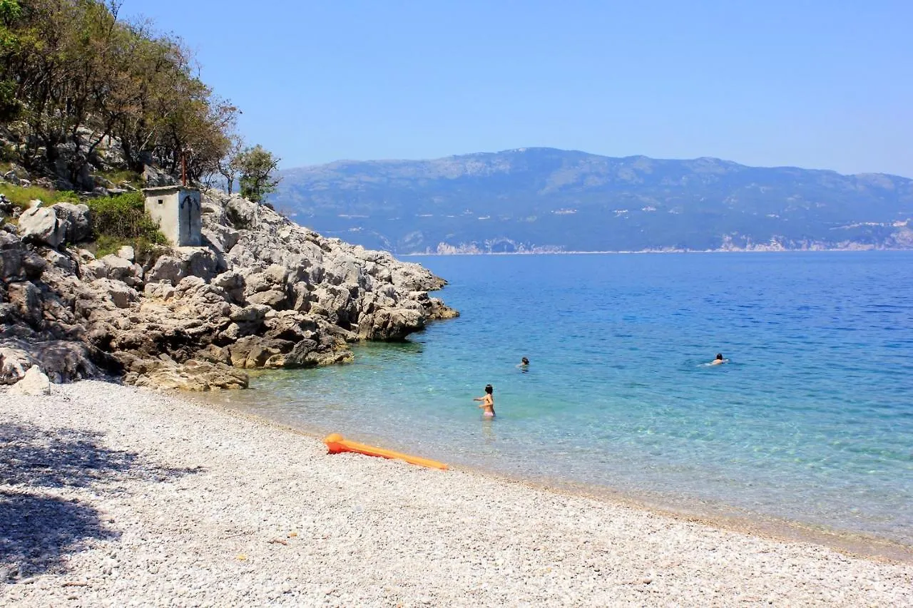 Сasa de vacaciones Secluded House With A Parking Space Beli, Cres - 13893